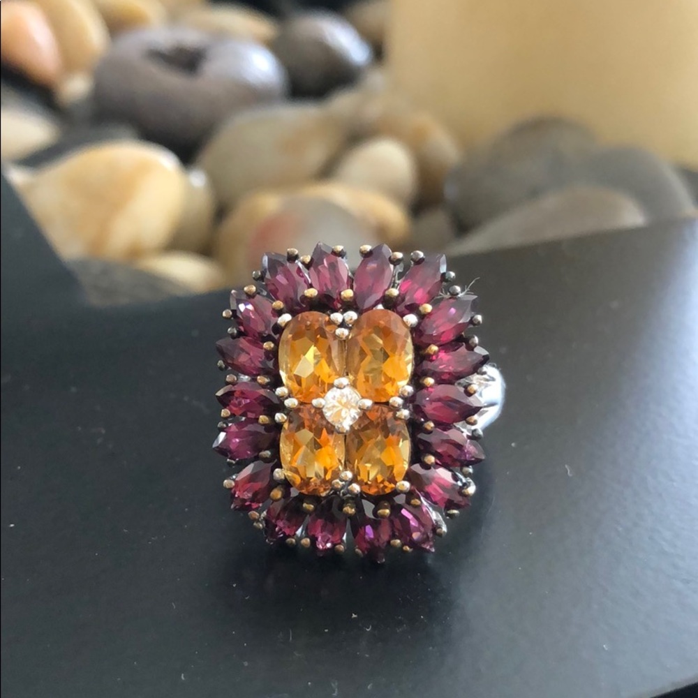 Citron and Garnet multi stone ring